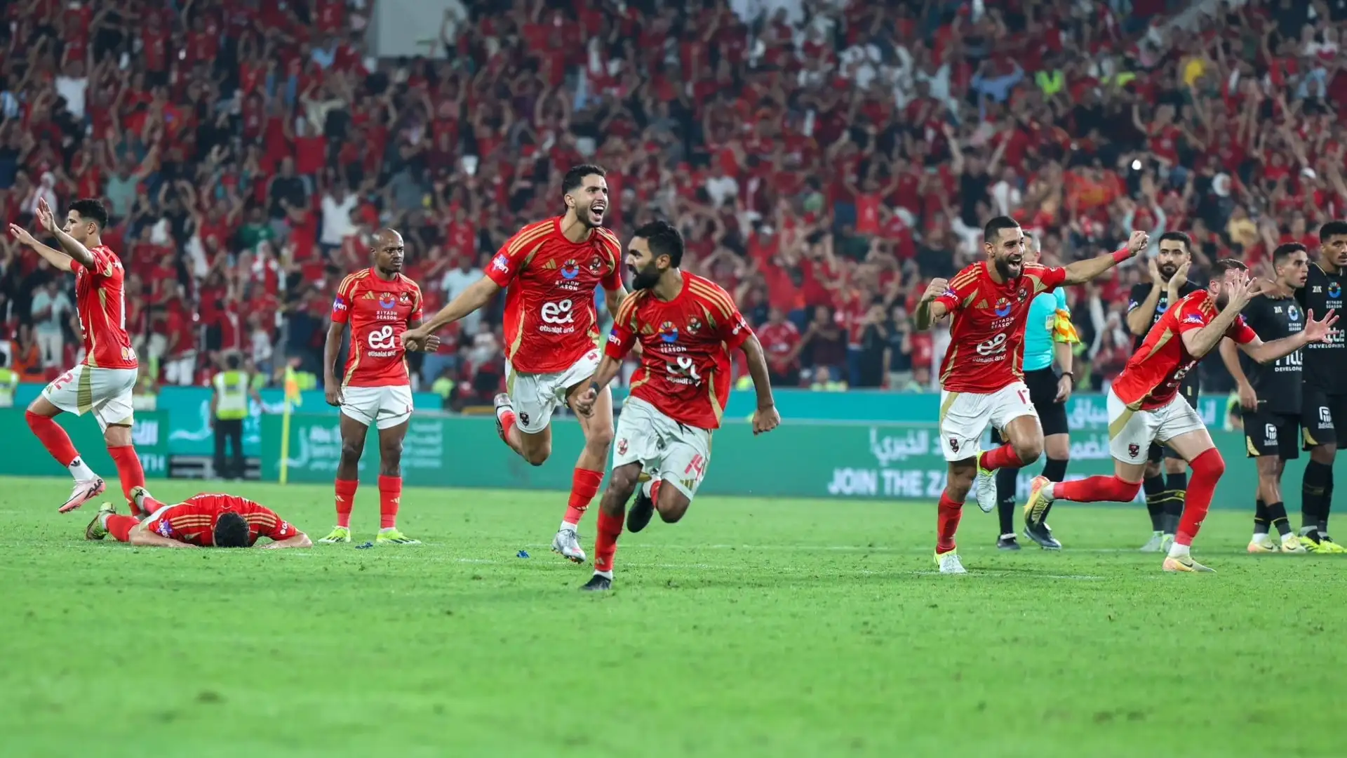 عودة المارد الأحمر .. موعد مباراة الأهلي وسيراميكا في الدوري المصري والقنوات الناقلة