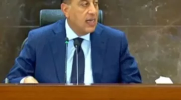 “هل تبيع الحكومة أصول وزارة الأوقاف؟ رئيس الوزراء يكشف الحقيقة الكاملة”