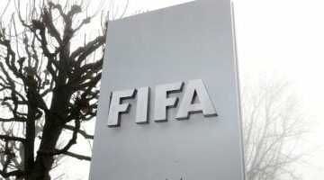 فيفا يرد على طلب الإسماعيلى بوقف أو رفع إيقاف القيد التأديبى اليوم