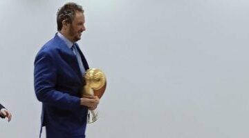 ممدوح عيد يتجه إلى الإمارات لترتيب تحضيرات بيراميدز للموسم الجديد والاتفاق على حفل التكريم