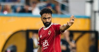 الأهلي يترقب موقف الشحات من العروض الخارجية وعبد القادر مرشح للاستمرار بالموسم الجديد