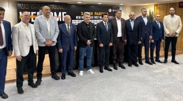 اليد يقدم باسكوال المدير الفنى الجديد للمنتخب فى حضور وزير الرياضة