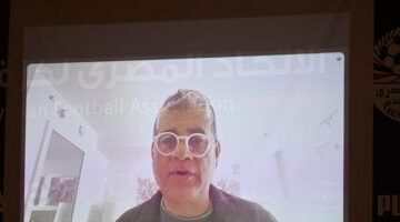 أوسكار يتابع الاختبار الفني والبدني لحكام معسكر الـ”VAR” من أمريكا عبر الزوم