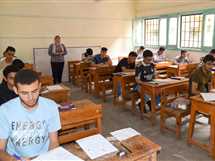 بدء امتحان اللغة الأجنبية الأولى لطلاب الثانوية العامة 2025