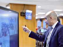 وزير التعليم يتابع امتحانات الثانوية العامة 2025 من غرفة العمليات المركزية بالوزارة بالعاصمة الإدارية