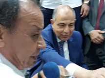 جبرا للخواطر.. محافظ المنيا يستجيب لدعوة عقد قران عروسين