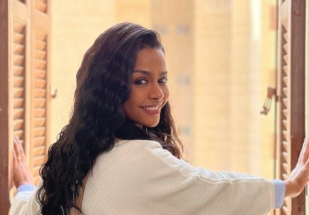 أسماء أبو اليزيد تكشف مفاجأة عن مشاهد ضربها في مسلسل فات الميعاد