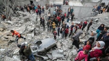 استشهاد 4 فلسطينيين بينهم 3 من منتظري المساعدات في رفح