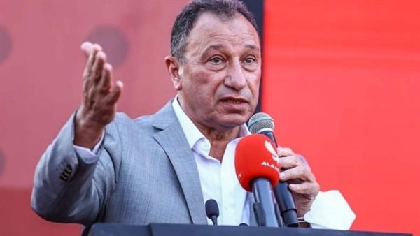 الأهلي يحاول تخفيض المطالب المالية للبنك لضم أسامة فيصل
