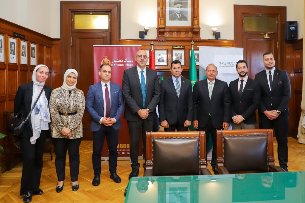 البنك الأهلي المصري يوقع بروتوكول تعاون مع وزارة الرياضة لتعزيز الشمول المالي داخل مراكز الشباب