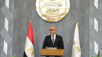 الثانوية العامة 2025.. التعليم تكشف تفاصيل حول التصحيح الالكترونى