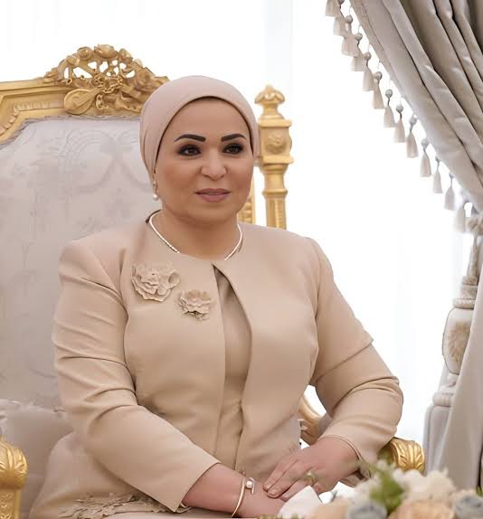 السيدة انتصار السيسي تنعى ضحايا حادث المنوفية: قلوبنا يعتصرها الألم.. والهلال الأحمر يقدم الدعم لأسرهن