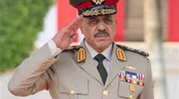 الفريق أحمد خليفة يشهد تخرج دورات جديدة من دارسى الأكاديمية العسكرية للدراسات العليا