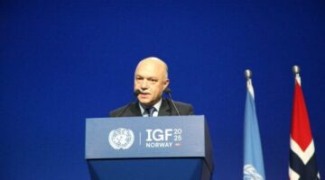 المستشار عادل ماجد: مبادرة «بداية» تهتم برفع الوعي بمنافع التكنولوجيا الرقمية ومخاطرها