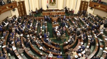 “النواب” يوافق نهائيًا على حزمة تعديلات ضريبة القيمة المضافة.. كامل الوزير: تكلفة تطوير الطريق الإقليمي تصل إلى 50 مليار جنيه