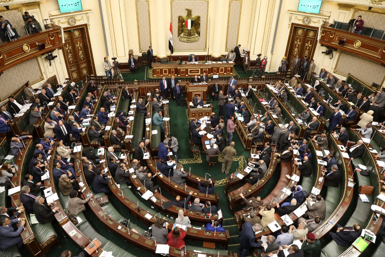 “النواب” يوافق نهائيًا على حزمة تعديلات ضريبة القيمة المضافة.. كامل الوزير: تكلفة تطوير الطريق الإقليمي تصل إلى 50 مليار جنيه