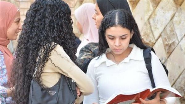 امتحانات الثانوية العامة 2025.. نقل 7 طلاب ببني سويف من اللجان للمستشفى