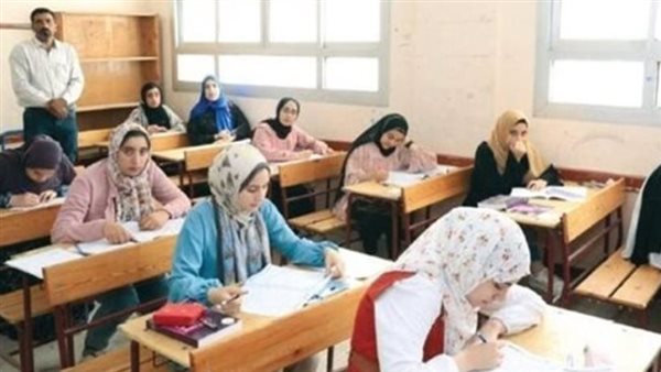 امتحانات الشهادة الإعدادية 2025.. ضبط طالب تداول ورقة الهندسة بالمنوفية