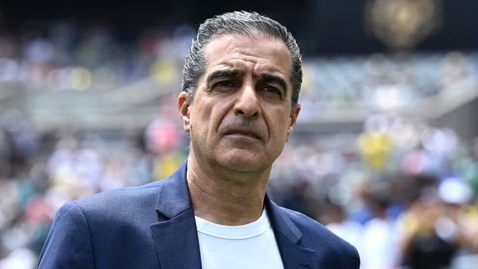 بوتافوجو يقيل مدربه بعد توديع كأس العالم للأندية