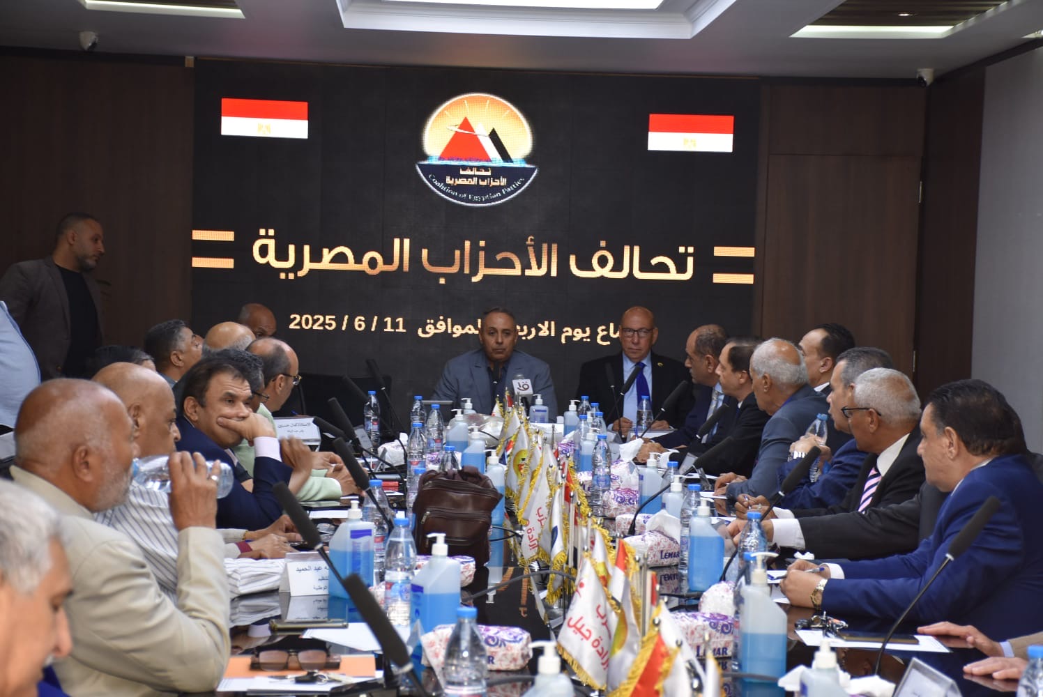 تحالف الأحزاب المصرية ينعى شهيدات لقمة العيش في حادث المنوفية ويدعو لتقنين أوضاع العمالة غير المنتظمة