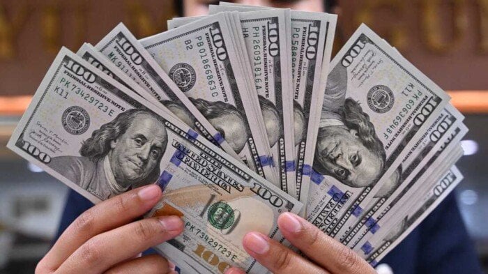 «تحت 50 جنيهًا».. سعر الدولار اليوم يواصل الانخفاض في ختام التعاملات