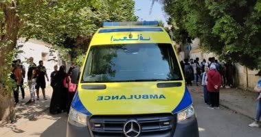 حالات إغماء وهبوط.. إصابة طالبتين خلال امتحان اللغة الإنجليزية بالقليوبية