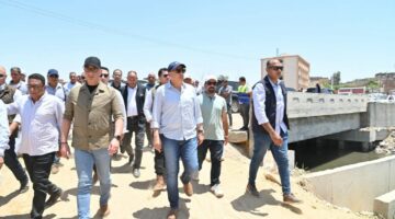 خلال زيارته للفيوم.. وزير الري: اتخاذ الإجراءات اللازمة تجاه الأراضي المخالفة