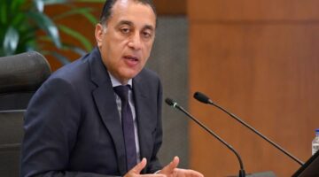 رئيس الوزراء: استئناف ضخ الغاز للمصانع الجمعة المقبل