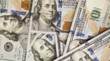 سعر الدولار مقابل الجنيه في البنوك المصرية.. آخر تحديث للأخضر