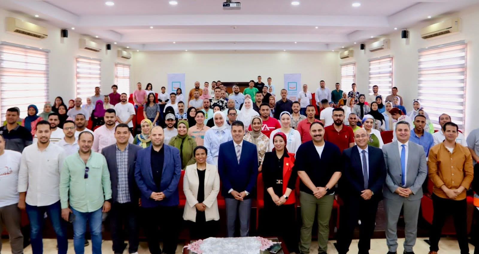 صندوق مكافحة الإدمان ومؤسسة “حياة كريمة” يطلقان معسكرا لإعداد القيادات التطوعية لتنفيذ برامج الحماية من التعاطى