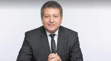 طارق شكري: “شهادة نشأة العقار” بديلًا عن التسجيل المبدئي للتيسير علي المطورين والعملاء 