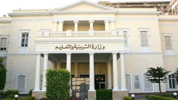 عاجل| بدائل الثانوية العامة 2025.. شروط وخطوات التقديم على مدارس الذهب والأثاث