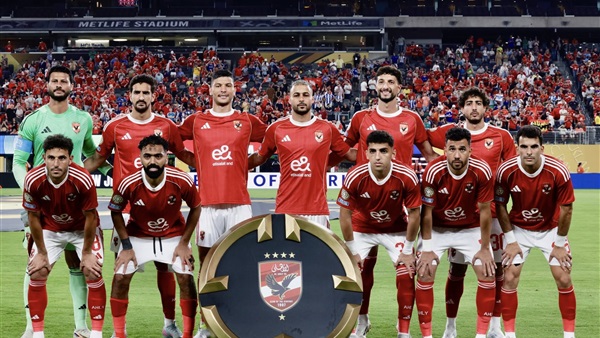 عاجل| نادي قطري يخطف هداف الأهلي
