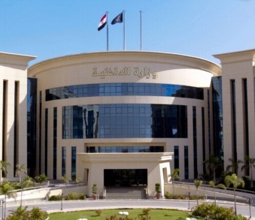عرضوا حياة المواطنين للخطر.. «الداخلية» تضبط عددًا من قائدي السيارات بالشرقية