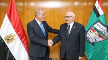 قضايا الدولة تودع رئيسها السابق المستشار عبد الرازق شعيب.. صور