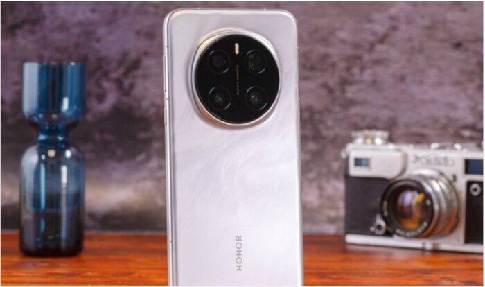 كاميرا خرافية وتصميم مذهل.. مواصفات وسعر هاتف HONOR Magic7 Pro