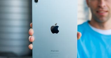 لماذا ترفض آبل دمج macOS مع iPad رغم تقارب الإمكانات؟