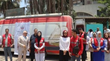 محافظ القليوبية يتفقد مركز الدم المتنقل بشارع 15 مايو بشرق شبرا الخيمة
