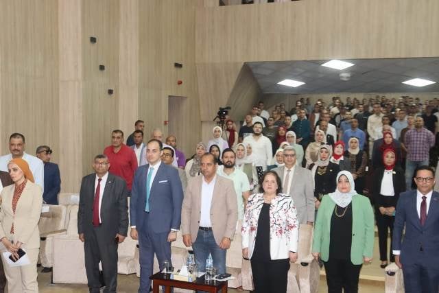 محافظ القليوبية يشهد احتفالية جامعة بنها بالذكرى الـ12 لثورة 30 يونيو