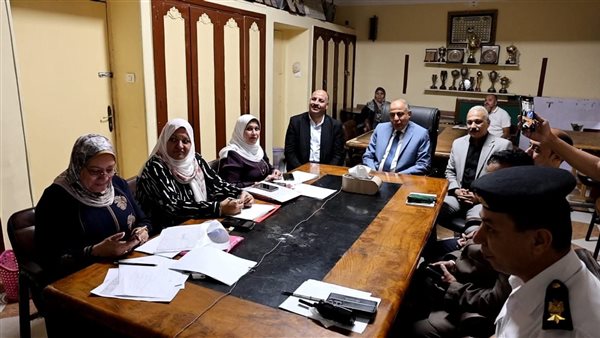 محافظ المنيا يستقبل 5 ماكينات طباعة جديدة بنظام “البوكليت"