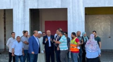 محافظ قنا يتفقد مشروع تطوير ميدان المحطة ويؤكد نسعى لمدينة خضراء صديقة للبيئة