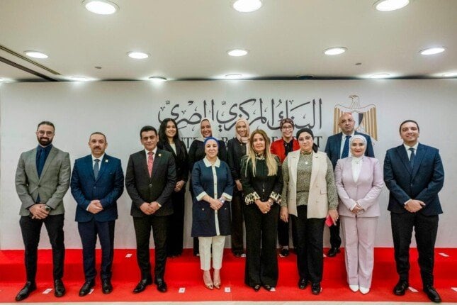 مذكرة تفاهم بين البنك المركزي و«حياة كريمة» لتعزيز جهود التنمية المستدامة وثقافة العمل التطوعي