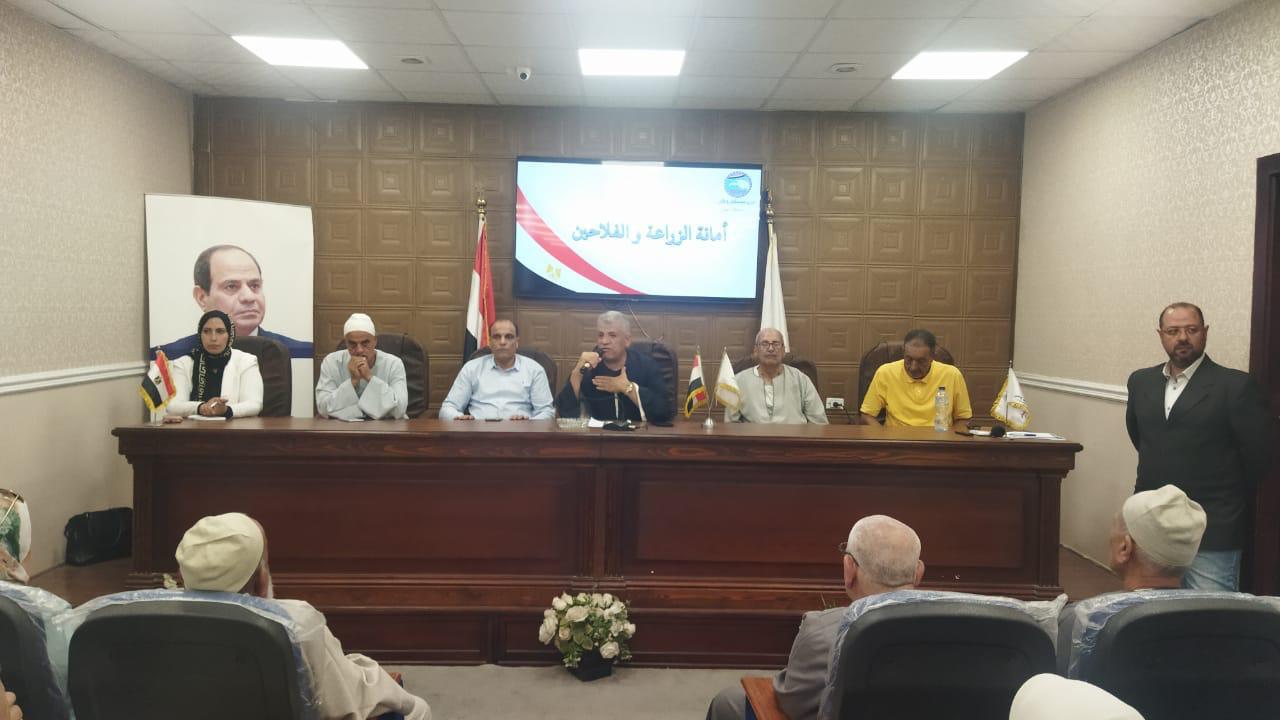 «مستقبل وطن» يبحث تحديات الفلاحين وصغار المزارعين بمحافظة الجيزة