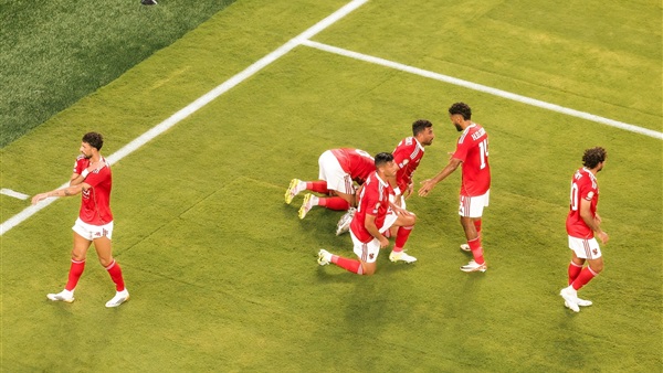 نادي سويسري يعلن ضم نجم الأهلي بعد رحيله عن ناديه رسميًا