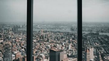 نوافذ ذكية تخفض درجة الحرارة بمقدار 24 درجة مئوية وتكافح التلوث الضوئي في المدن