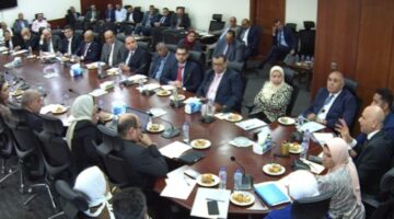 ورشة عمل بين اتحاد البنوك والتأمين الصحي الشامل لتعزيز آليات تسجيل العاملين بالبنوك وأسرهم بالمنظومة 