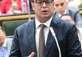 وزير الإسكان: الحكومة ملتزمة بتوفير وحدات للمسنين المستأجرين.. وهناك لجان تدرس الأمر