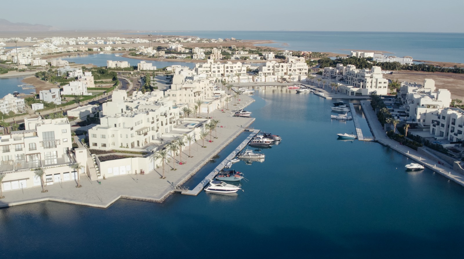 وزير الإسكان يتابع مشروعات تطوير “مارينا العلمين” ويوجه بسرعة إنهاء الأعمال استعدادًا لموسم الصيف