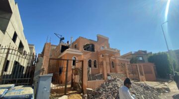 وزير الإسكان يُصدر قرارات إزالة لتعديات ومخالفات بناء بمدينة غرب بورسعيد