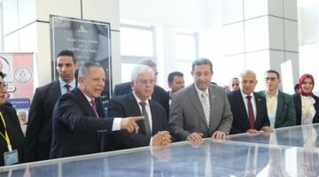 وزير التعليم العالي يفتتح عددا من المشروعات التعليمية والصحية بجامعة دمياط